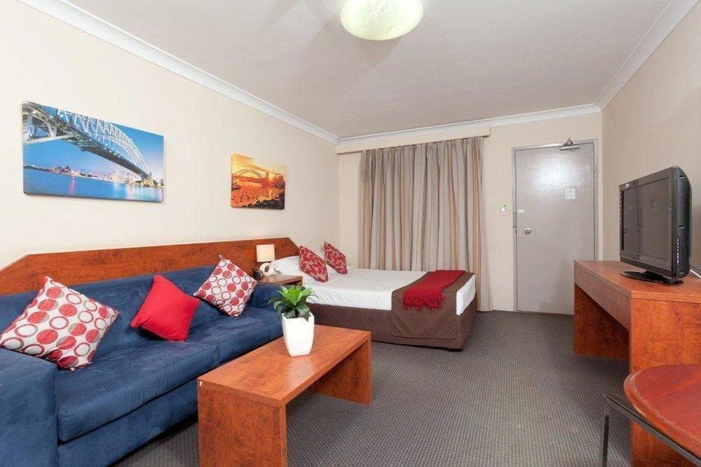 เซ็นทรัลไรล์เวย์โฮเต็ล Hotel ซิดนีย์ ภายนอก รูปภาพ