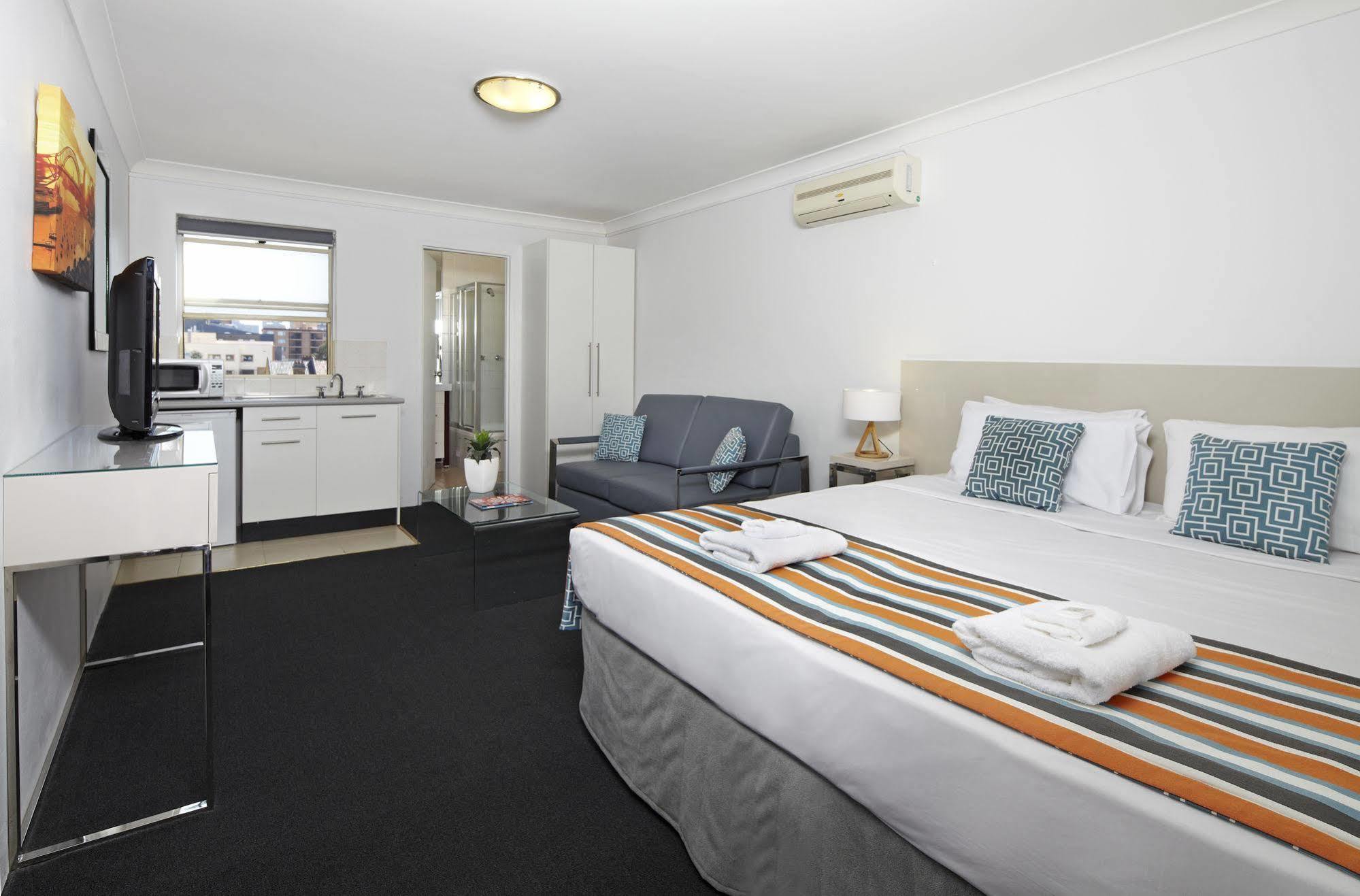 เซ็นทรัลไรล์เวย์โฮเต็ล Hotel ซิดนีย์ ภายนอก รูปภาพ